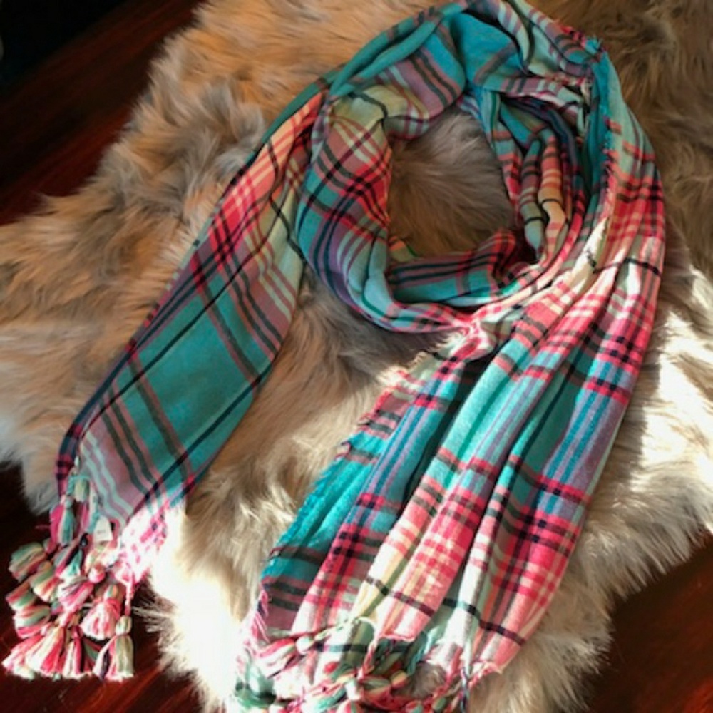 New Talbots Pink Blue Plaid Oblong Scarf Tassles